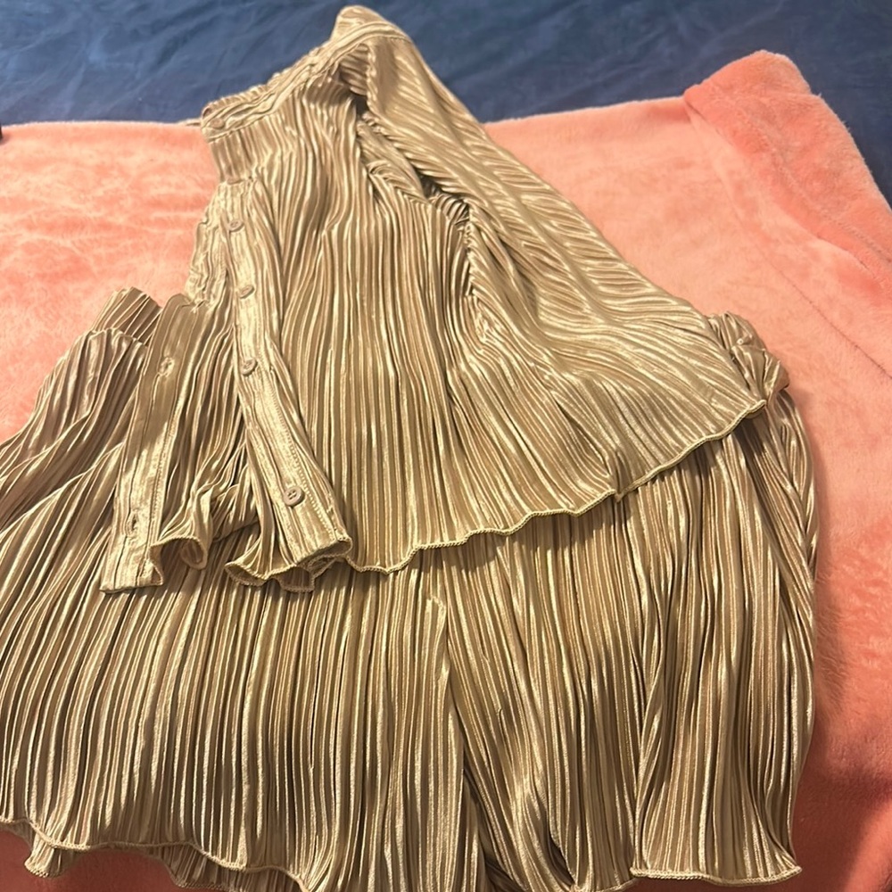 2 piece short set (Gold)